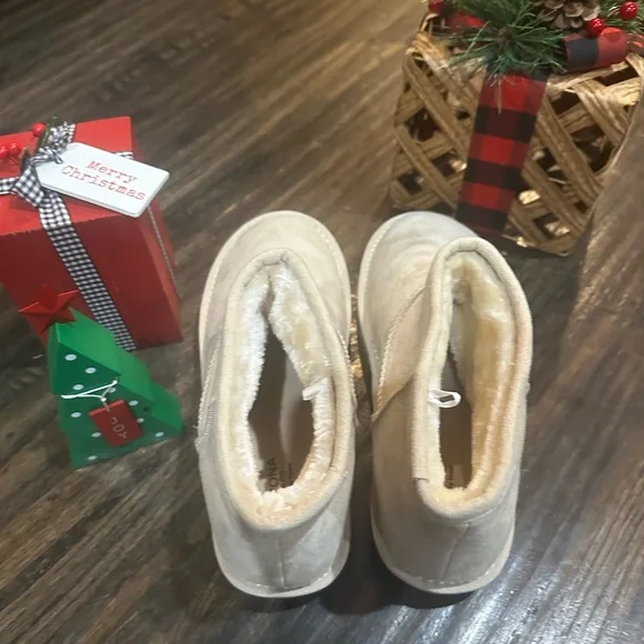 Arizona Jean Company Winter Booties Woman’s Size 8 - Picture 3 of 8